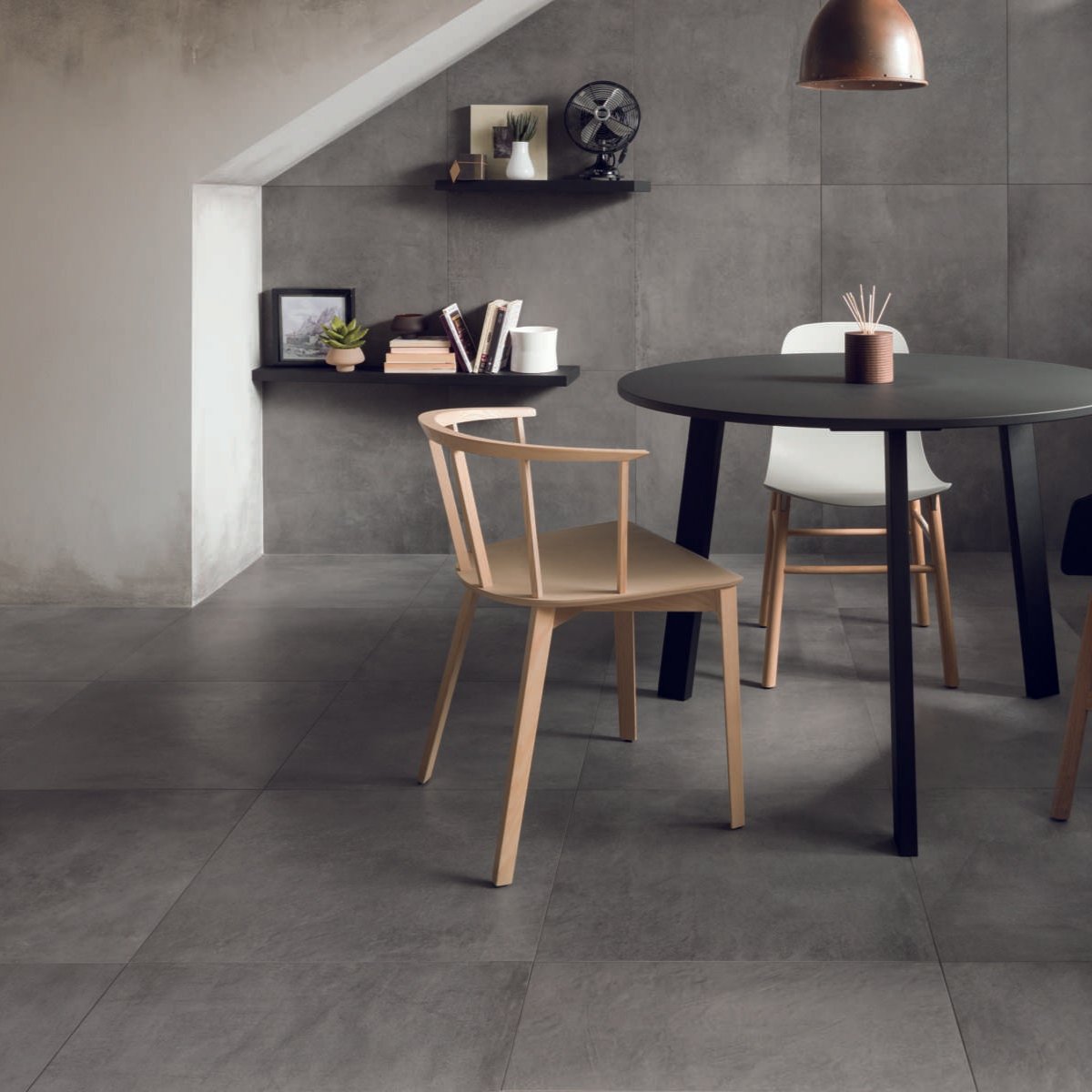 Outlet - Varaston muuttomyynti